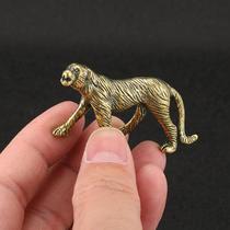 Hot-selling jungle leopard brass ornaments old antique handle pieces ornaments handicraft collection