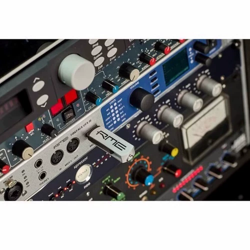 RME Fireface UFX3 USB3.0 Аудио -интерфейс UFXIII Профессиональные записи Внешняя звуковая карта Внешняя звуковая карта