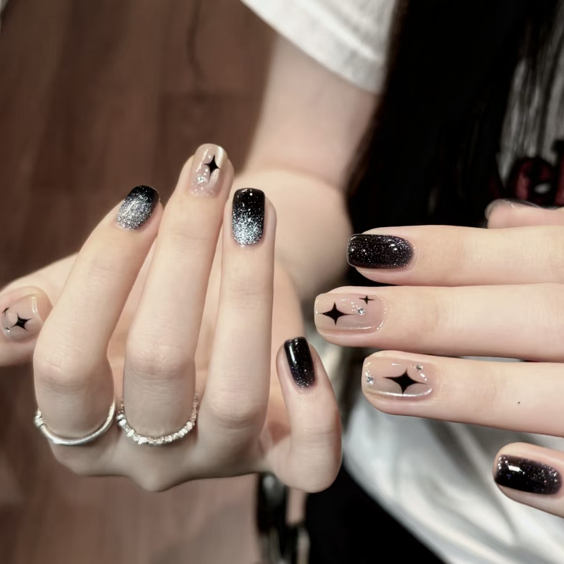 Early Autumn New Style Medium-Short Handmade Nail Stickers, Sweet and Cool Dark Gradient Cat Eye Star Rhinestone Fake Nails Early Autumn New Style Medium-Short Handmade Nail Stickers, Sweet and Cool Dark Gradient Cat Eye Star Rhinestone Fake Nails