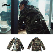 19 Autumn and winter Yu Wenle same tooling denim jacket ins Tide brand loose fake two camouflage men thin coat