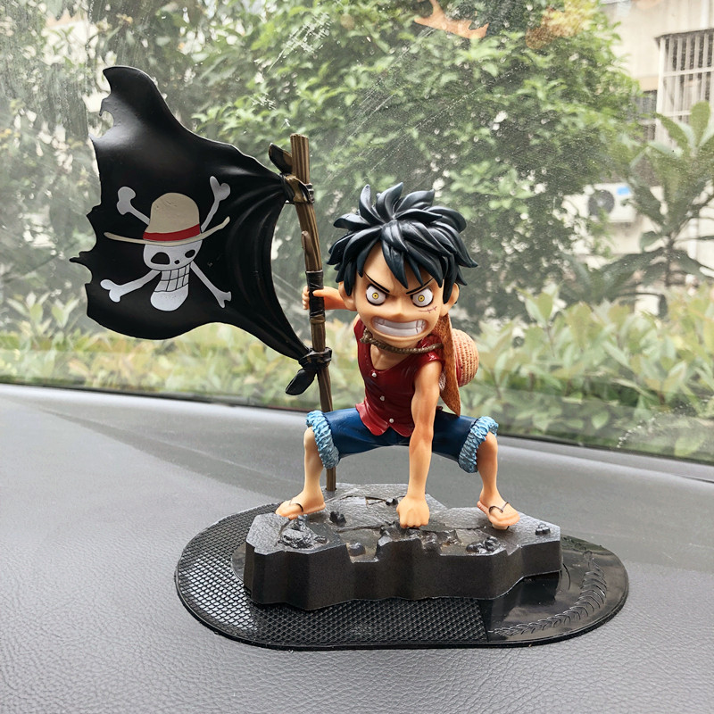 One piece Luffy car decoration high-end atmosphere center console car net red creative hand-made car jewelry