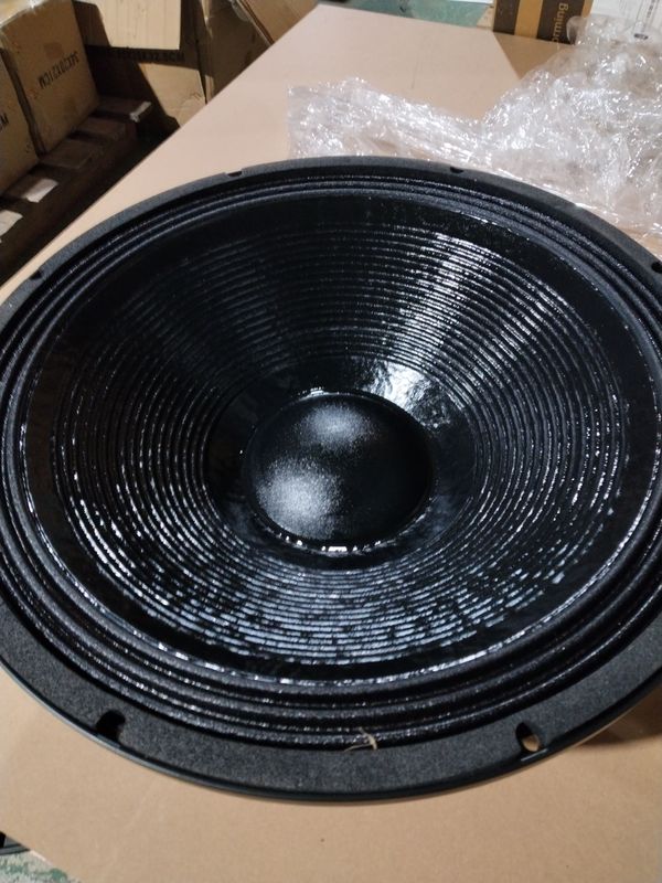 Domestic 18-Inch 220 Magnetic 100-Core Bass Speaker Unit Special Waterproof Paper Basin 800 Watts Stage Performance Wedding Domestic 18-Inch 220 Magnetic 100-Core Bass Speaker Unit Special Waterproof Paper Basin 800 Watts Stage Performance Wedding