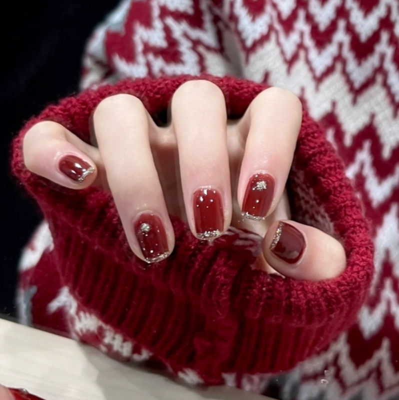 Handmade Wearable Nails with a High-End Feel, Red Wedding Nails Suitable for Pregnant Women, Christmas and New Year Nail Stickers, Wedding Nails That Enhance Complexion in Autumn and Winter Handmade Wearable Nails with a High-End Feel, Red Wedding Nails Suitable for Pregnant Women, Christmas and New Year Nail Stickers, Wedding Nails That Enhance Complexion in Autumn and Winter