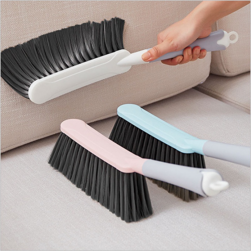Sweep the bed artificial brush brush cleaning clean with soft brush brush brush brush