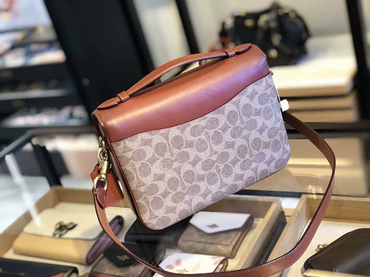 Подлинная покупка Coach Cassie Cassie Lao Hua Tie Bing Тело Тело Тело Рукави Tide Tide