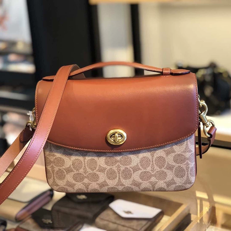 Подлинная покупка Coach Cassie Cassie Lao Hua Tie Bing Тело Тело Тело Рукави Tide Tide