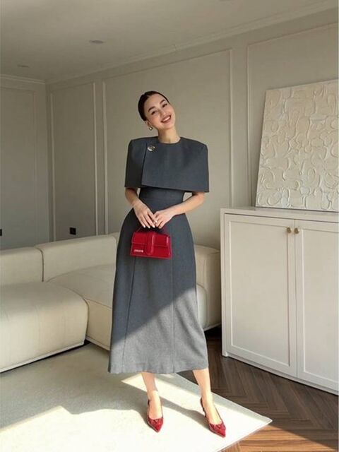 High-End French Retro Hepburn Style Faux Two-Piece Cape, Cinched Waist, Elegant Long Dress, Exquisite Formal Dress for Women