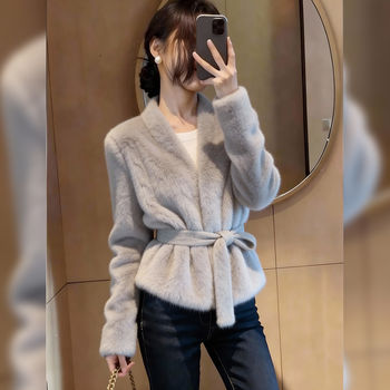 Korean-Style Elegant Outfit for a Strong Female Character: Gray Long-Sleeve Women's Top with Waist Tie, New Winter 2025 Fashion