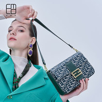 EMO light extravagant retro bag with female letter armband with single shoulder inclined cross-pack 2021 new fashion 100 hitch-stick bag