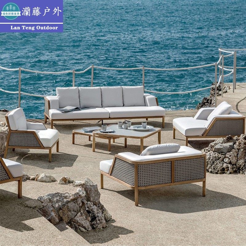 Outdoor courtyard leisure sofa group Fuji Villa Outdoor Villa Vineyard Designer anti-corrosion wood as old furniture