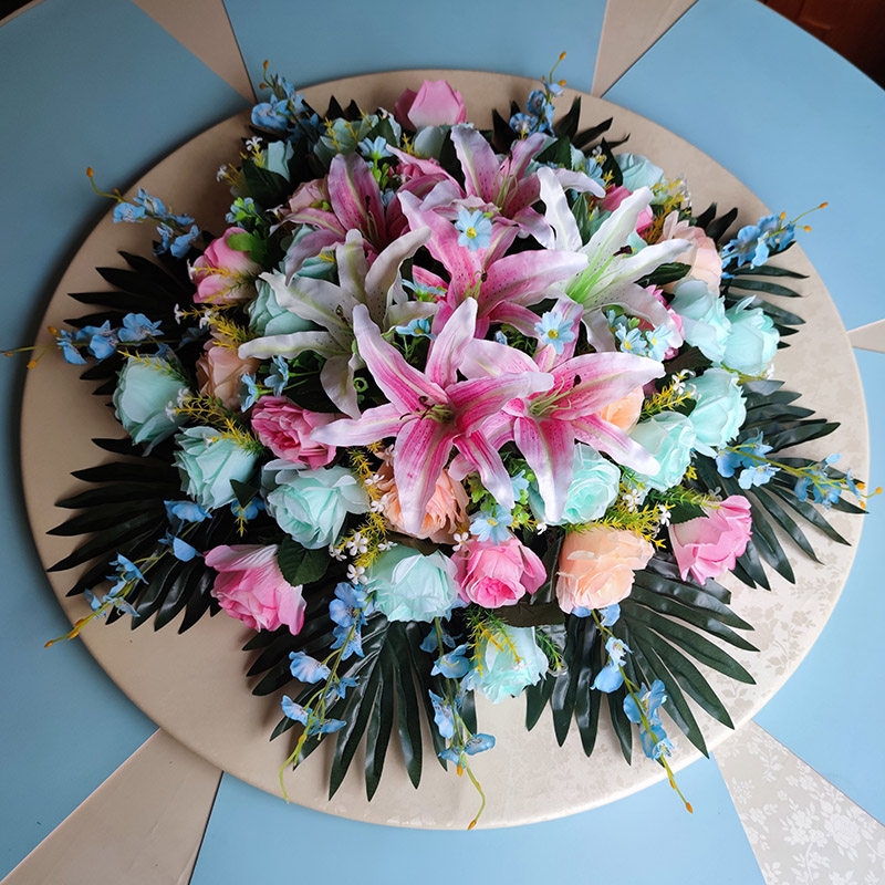 Hotel large round table in the middle of the flower round table flower decoration decoration restaurant table turntable flower simulation plastic fake flower