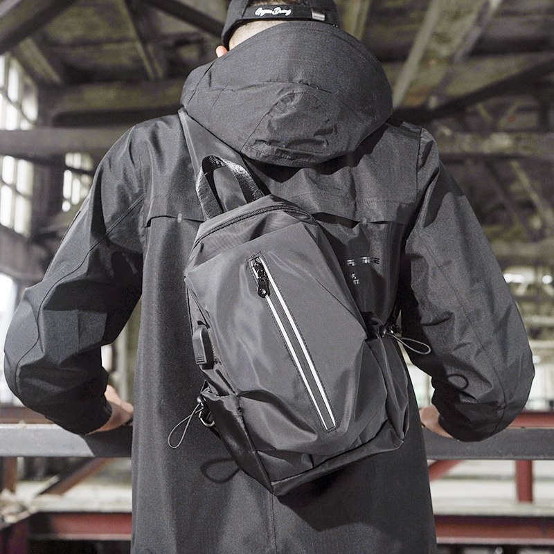 Messenger bag men's 2021 new trendy small backpack shoulder bag fashion chest bag casual cross men's bag shoulder bag men's bag