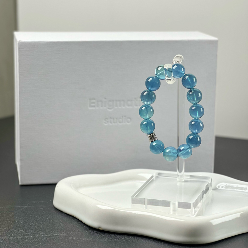 Poseidon Natural Devil Blue Ice Transparent High-End Aquamarine Acid-Free Hydrating Good Luck Crystal Bracelet for Women Poseidon Natural Devil Blue Ice Transparent High-End Aquamarine Acid-Free Hydrating Good Luck Crystal Bracelet for Women