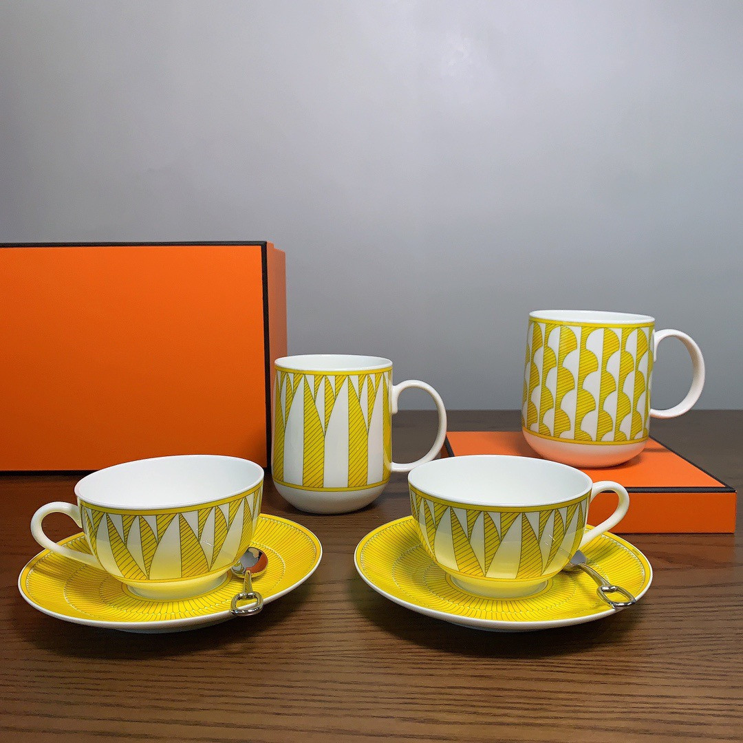 New bone ceramic yellow sun tableware coffee cup plate plate tablespoon dish dish gift box package