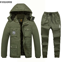 Пуховик, эластичные штаны