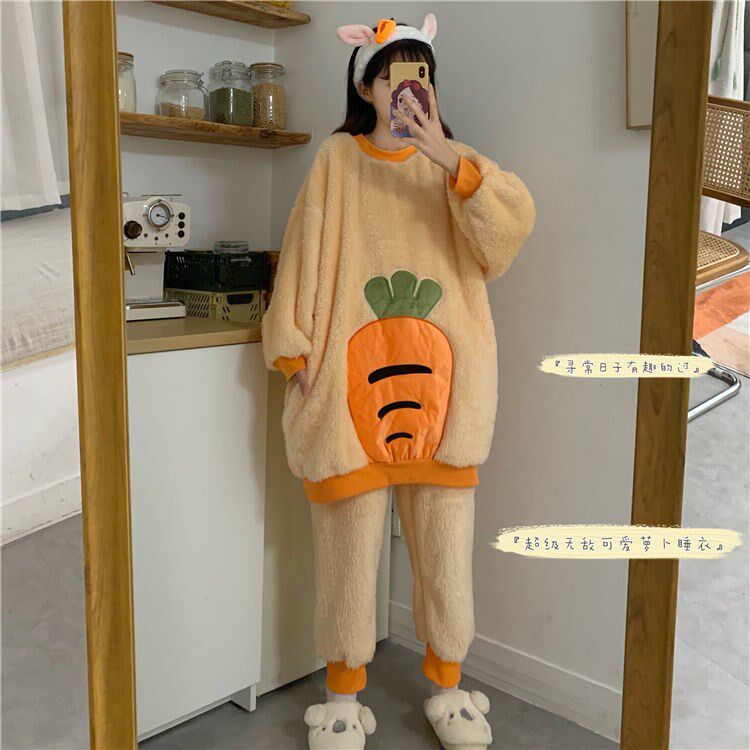 2021 autumn and winter new Korean version of cute coral suede Rover palate pants set of female students outside wearing sweet and beautiful home clothes