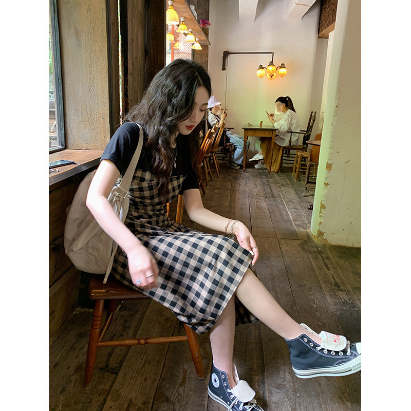 Ren Xiaoyi summer retro haute crumble plaid dress design sense niche waist thin A-line long skirt
