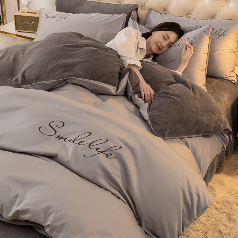 Winter coral velvet is a single piece flannel sleeve plus 1 5 student dorm single - dimensional velvet 1 8