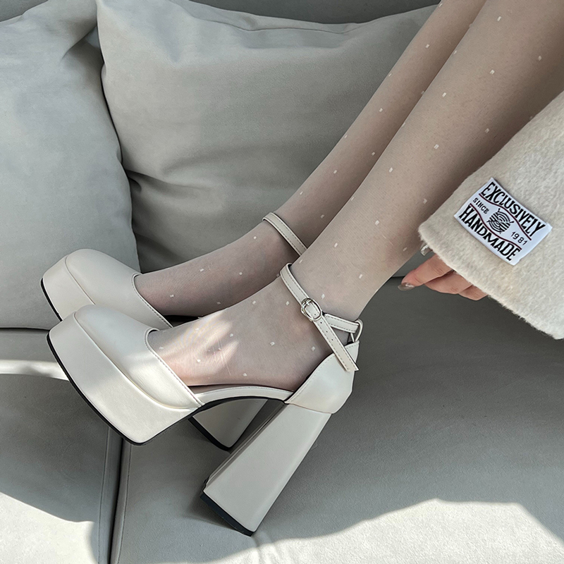 Fan-style high heel shoe white Barbie shoes sweet and sensual female wind pine pastry base heightening coarse heels Mary Jane shoes Wedding Dainter-Taobao