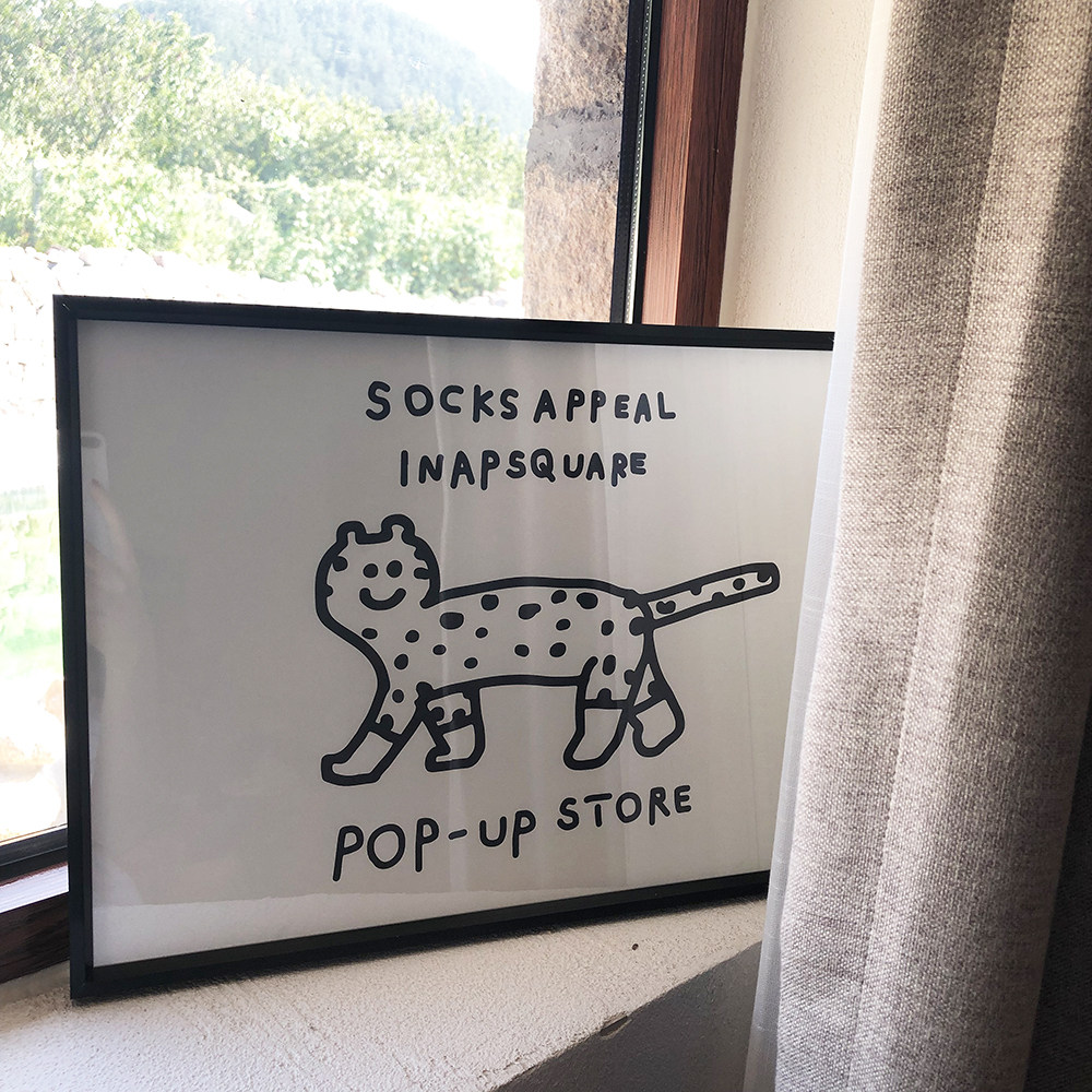 Nordic cartoon living room creative decoration painting cute cat children's room decoration bedside painting sofa background wall painting