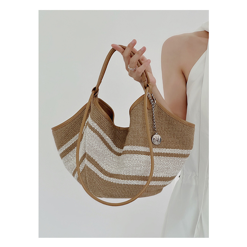 2026 Spring and Summer New Straw Woven Tote Bag, Basket Bag, Vacation Casual Women's Bag, Fashionable Shoulder Beach Bag