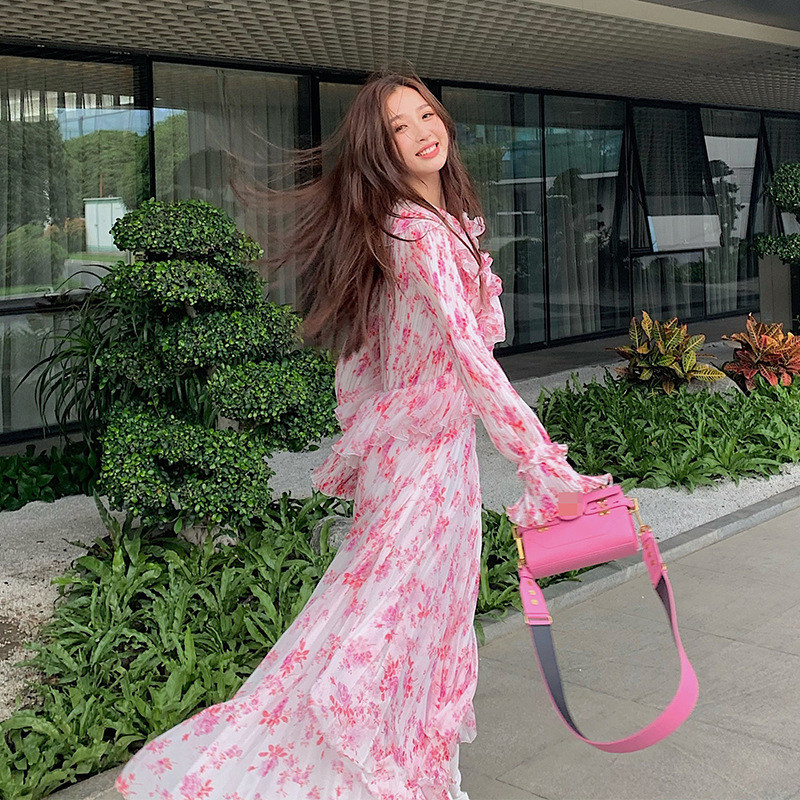 French maje 21 spring and summer new Yu Shuxin same style V-neck design floral pleated holiday dress