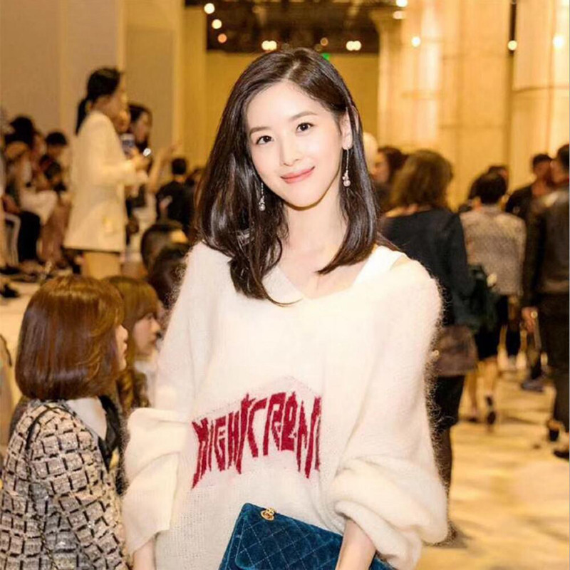 French MAJE milk tea younger sister Zhang Zetian Tongan Loose V Lead Long Sleeve Sweater Alphabet Weaselwear