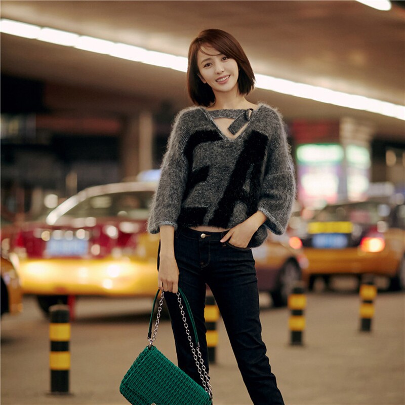 French Maje Tong Liya with the same paragraph 2021 Spring new sweater Lazy Wind with Rabbit Suede Needle Weaver