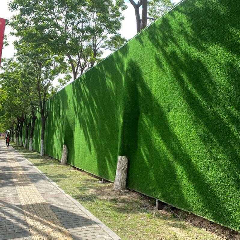 Simulation lawn carpet football green plant plastic decoration balcony construction site fence artificial outdoor fake turf football