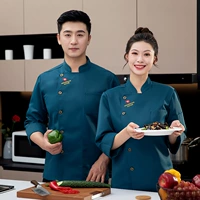 Зеленый лонгслив