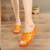 Old Fashioned Slippers Nostalgia Classic Crystal Slippers Old Fashioned Plastic Slippers Non-slip Waterproof Mom Slippers Transparent Hollowed-out