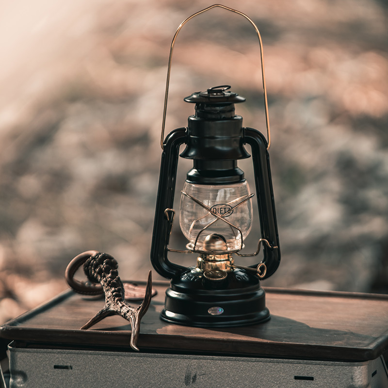 Dietz kerosene lamp outdoor camping German lampshade retro old oil lamp old-fashioned portable camp tent lamp horse lamp