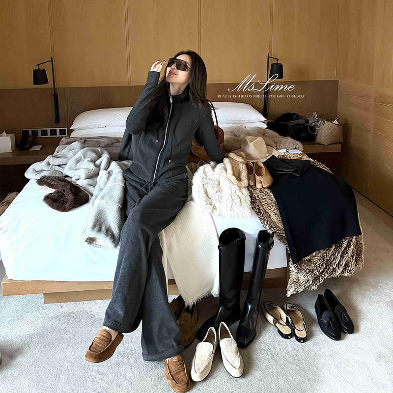 Wang Huanhuan Mslime【Relaxed】Hooded Casual Suit, Slim-Fit Cardigan Sweatshirt, Wide-Leg Pants Two-Piece Set