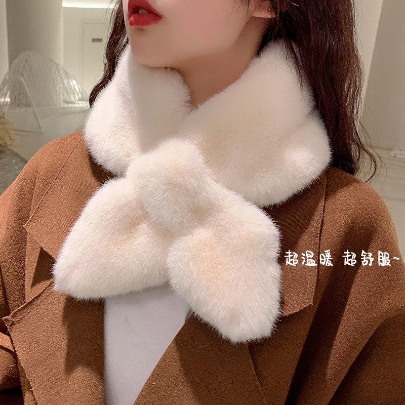 New trendy cross-over scarf for women, Korean style, versatile, faux rabbit fur neck warmer, thick and warm, plush and fashionable.