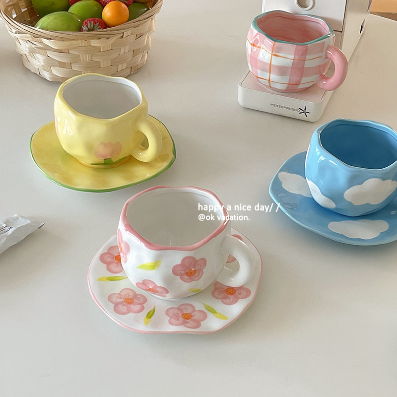 In irregular hand pinched coffee cup board pink yellow tulip flowers ceramic cup cup afternoon tea