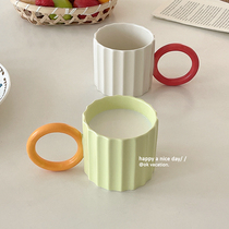 ins south korea wind bump color large circle handle vertical grain mark cup milk breakfast cup coffee cup design sense industry