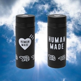 Девушка не плачут, сделанные человеком.