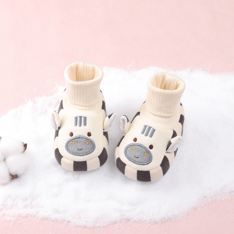 Autumn and Winter Baby Socks and Shoes for Boys and Girls, Soft-Soled Toddler Shoes, Newborn Shoes for 0-6-12 Months, Anti-Falling Shoes and Socks