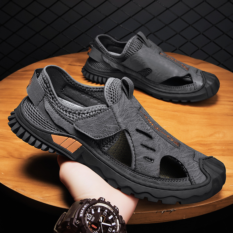 Superior Cobbler Sandals Men's 2022 Summer New Hollowed-out Men's Leather Baotou Outdoor Beach Shoe Men