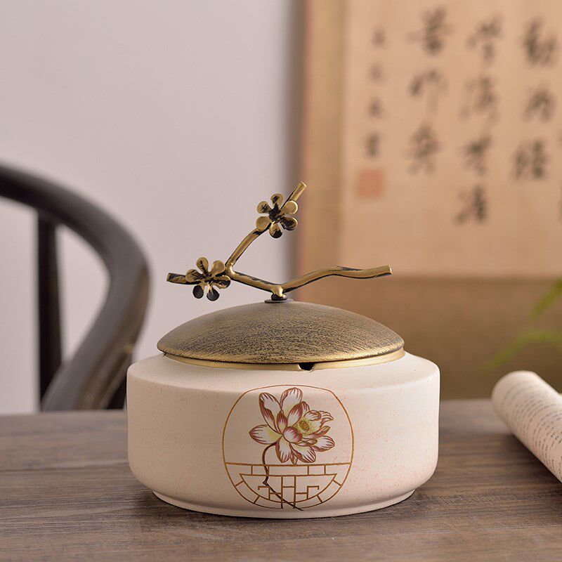 New Chinese ceramic ashtray with lid Zen creative personality living room coffee table office desktop windproof ashtray