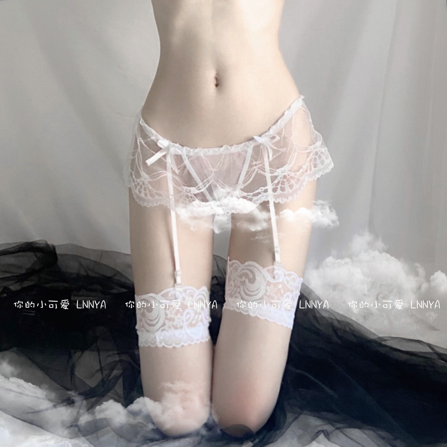 Interest Lingerie Flirty Seductive Lace Pendant Socks With Silk Socks Sexy Perspective Beauty Leg Socks Clips Anti Slip God Instrumental Socks