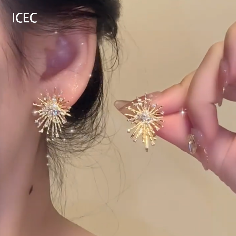 Золотые серьги, заушные клипсы, люксовый класс, стиль легкой роскоши, без прокола ушей