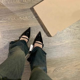 2024春季新款黑色漆皮尖头包头猫跟细跟凉鞋高跟鞋专柜女鞋品牌店