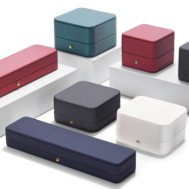 C&amp;K ラグジュアリー ブルー ジュエリーボックス、PUレザー シンプル ウェディングリングボックス、ブレスレット ネックレス ペンダント ギフトボックス