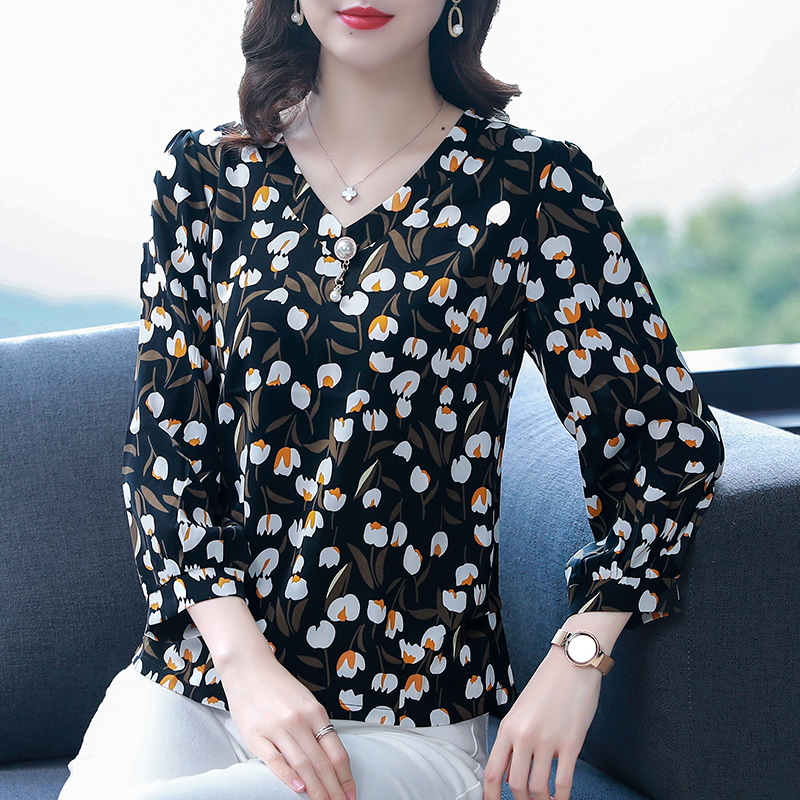 Temperament V Coled Flowers Snowspun Shirts Long Sleeves Spring Clothing 2022 New women's upscale Fancy Little Shirts Mom Spring blouses