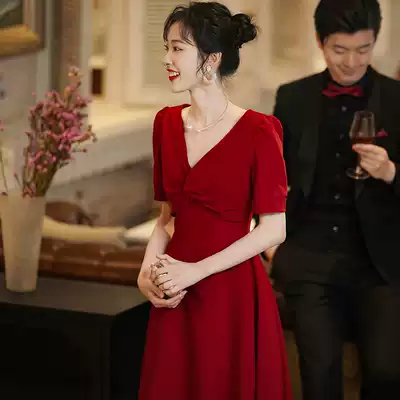 Toast dress The bride can usually wear autumn wine red engagement dress, wedding red return thank you banquet dress
