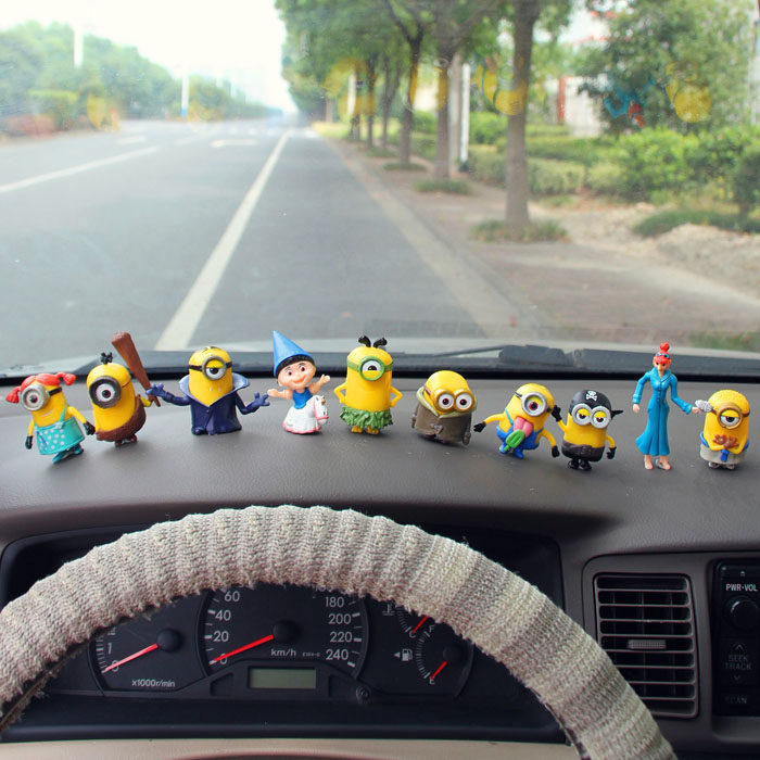 小黄人公仔 卡通车内饰品创意车载 汽车摆件