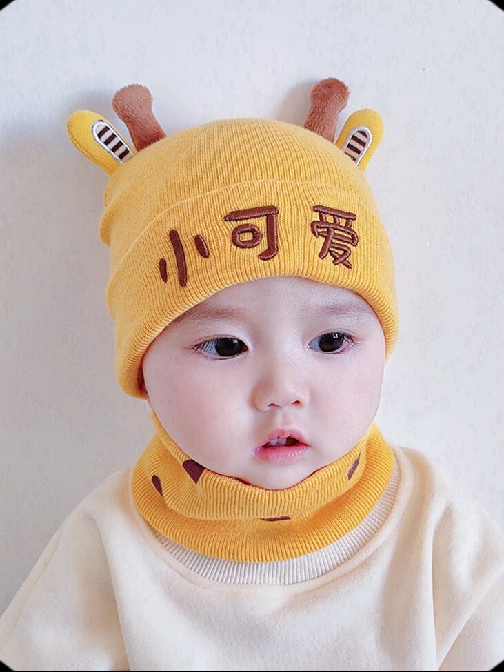 One and a half year old baby hat winter male baby tide baby boy baby wool hat young girl baby cute western style