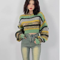 Короткий трикотажный брендовый демисезонный зимний свитер, французский стиль, в корейском стиле, коллекция 2022, увеличенная толщина, подходит для подростков