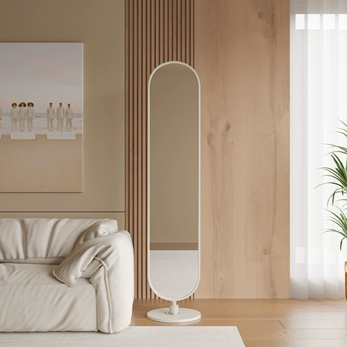 Xiaohongshu blogger рекомендует заправить зеркало